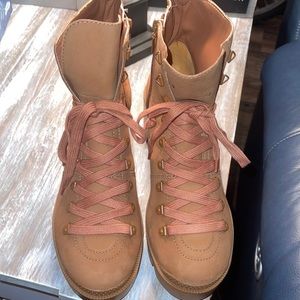 SCHUTZ BOOTS 🥾 NEW w/o box size 9